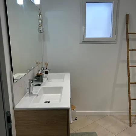 度假居 Maison Chaleureuse Proche 7 Personnes Maximum Saint-Just-Luzac