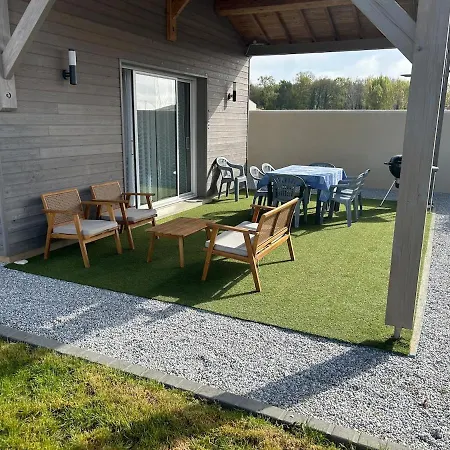 Casa de Férias Maison Chaleureuse Proche 7 Personnes Maximum Saint-Just-Luzac