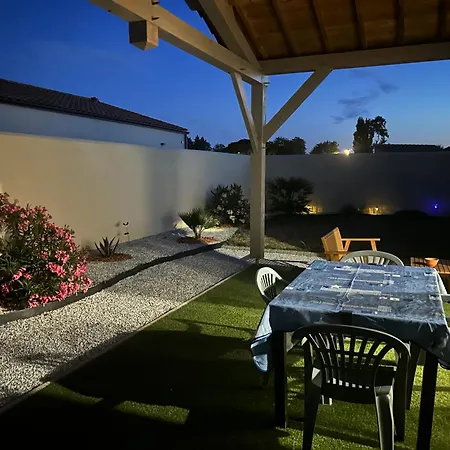 Maison Chaleureuse Proche 7 Personnes Maximum 度假居 *